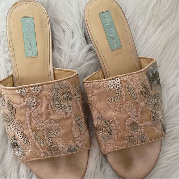 Betsy Johnson SR-Ryder blush sequins embroidered lucite block heel slides 7.5 - Picture 6 of 13